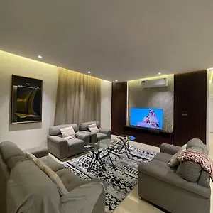 احجز هنا